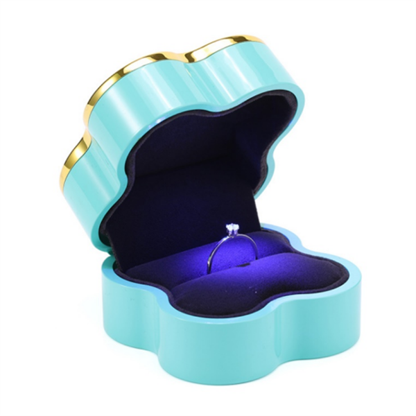 Green color Ring box